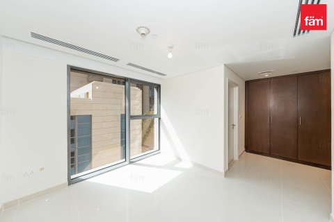 Apartamento en venta en Downtown Dubai (Downtown Burj Dubai), Dubai, EAU 2 dormitorios, 204.8 m2 № 432609 - foto 13