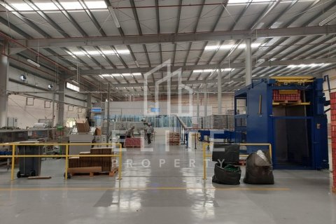 Warehouse in Dubai, UAE 5478 sq.m. № 620282 - photo 16
