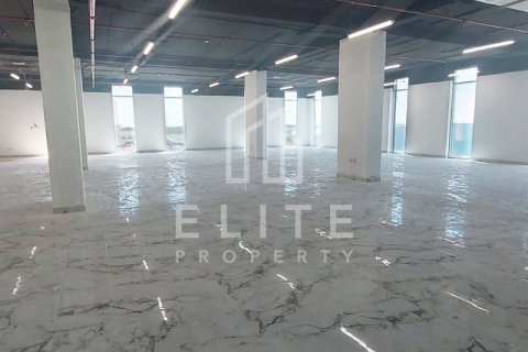 Warehouse in Jebel Ali, Dubai, UAE 7040 sq.m. № 620283 - photo 16