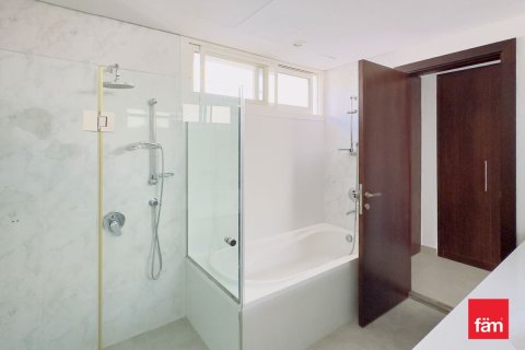Kaupunkipientalo Dubai, Arabiemiraatit 3 makuuhuonetta, 281.6 m2 № 591499 - kuva 9