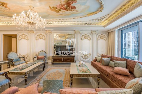 Appartement te koop in Downtown Dubai (Downtown Burj Dubai), Dubai, VAE 3 slaapkamers, 237 vr.m., nr 593359 - foto 2