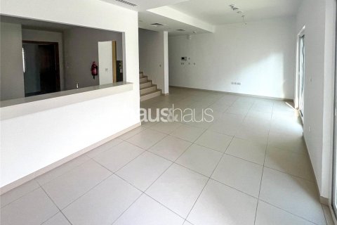 Řadový dům v Dubai Land, Dubai, SAE 3 ložnice, 179 m² Č.: 626010 - fotografie 5