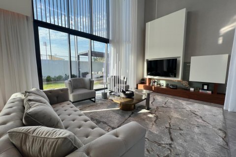 Villa on the Saadiyat Island, Abu Dhabi, UAE 5 bedrooms, 778.5 sq.m. № 585029 - photo 7