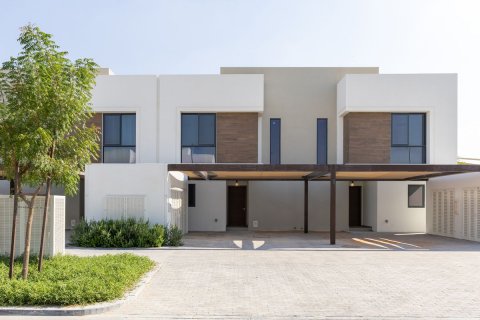 Townhouse on the Yas Island, Abu Dhabi, UAE 3 bedrooms, 169 sq.m. № 594810 - photo 1