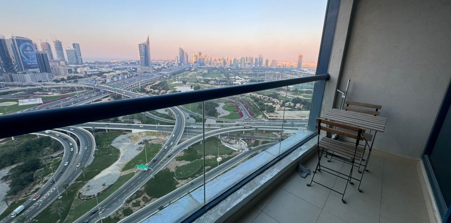 Lakás itt: Jumeirah Lake Towers, Dubai, EAE, 1 hálószoba, 90 m², azonosító: 586247