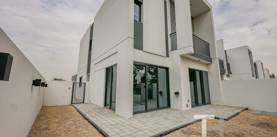 Řadový dům v Dubai, SAE 4 ložnice, 216 m² Č.: 586436