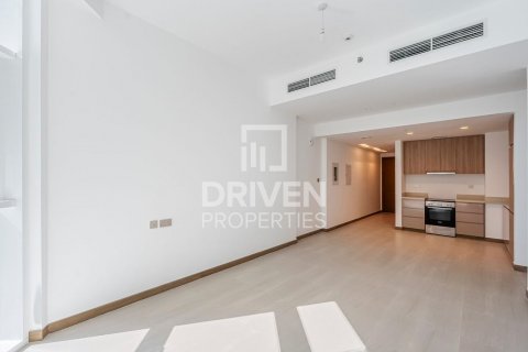Apartmen di Business Bay, Dubai, UAE 2 bilik tidur, 103 meter persegi № 602144 - foto 3