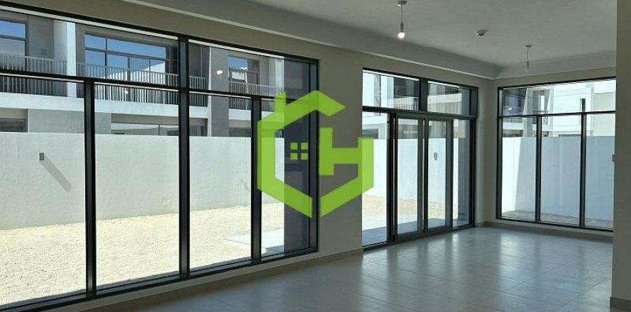 Вилла в Dubai South (Dubai World Central), Дубай, ОАЭ 4 спальни, 444.5м2 № 616755