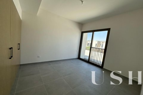 Řadový dům v Dubai Land, Dubai, SAE 4 ložnice, 269 m² Č.: 620816 - fotografie 16