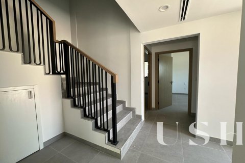 Řadový dům v Dubai Land, Dubai, SAE 4 ložnice, 269 m² Č.: 620816 - fotografie 7