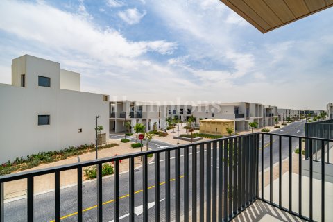 Townhouse in Arabian Ranches 3, Dubai, UAE 3 bedrooms, 203.99919449 sq.m. № 589284 - photo 19