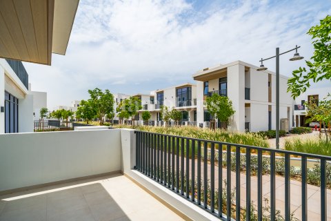 Townhouse in Arabian Ranches 3, Dubai, UAE 3 bedrooms, 203.99919449 sq.m. № 589284 - photo 21