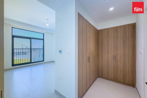 Villa para arrendamento em Dubai, EAU 4 quartos, 444.4 m2 № 632876 - foto 8