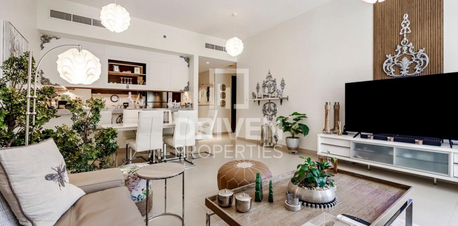 Huoneisto Dubai Hills Estate, Dubai, Arabiemiraatit 2 makuuhuonetta, 153 m2 № 602685