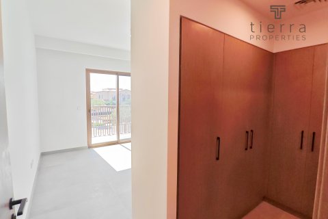 Townhouse in Dubai Land, Dubai, UAE 3 bedrooms, 184.7 sq.m. № 572413 - photo 22