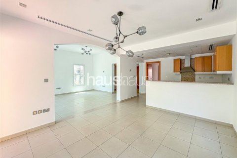阿联酋 Dubai Jumeirah Village Triangle 待租 : 2 卧, 250 平方米 , 编号625192 - 照片 3