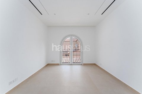 Vila di Dubai Investment Park, UAE 5 bilik tidur, 577 meter persegi № 625169 - foto 9