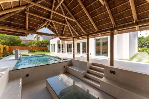 Vila di Dubai Investment Park, UAE 5 bilik tidur, 577 meter persegi № 625169 - foto 21