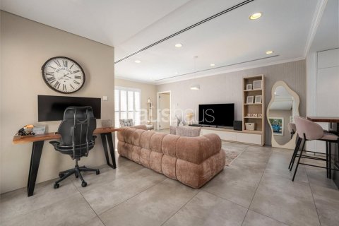 Villa till försäljning i Dubai Investment Park, Dubai, UAE 4 sovrum, 404 kvm Nr. 625168 - fotografi 12