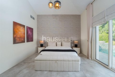 Villa till försäljning i Dubai Investment Park, Dubai, UAE 4 sovrum, 404 kvm Nr. 625168 - fotografi 18