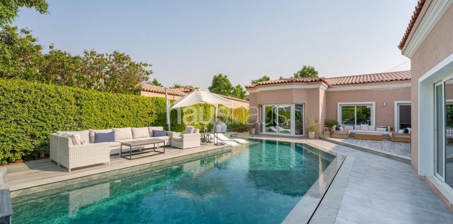 Villa i Dubai Investment Park, Dubai, UAE 4 sovrum, 404 kvm Nr. 625168