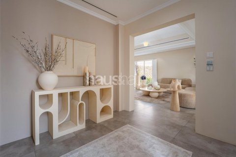 Villa till försäljning i Dubai Investment Park, Dubai, UAE 4 sovrum, 404 kvm Nr. 625168 - fotografi 9