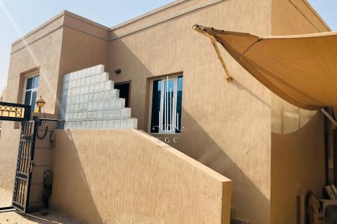 Villa in affitto a Khalifa City, Abu Dhabi, EAU 5 camere da letto, 343.7 mq. № 549026 - foto 9