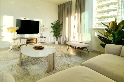Apartment in Dubai Marina, Dubai, UAE 2 bedrooms, 124.29956885 sq.m. № 585068 - photo 17