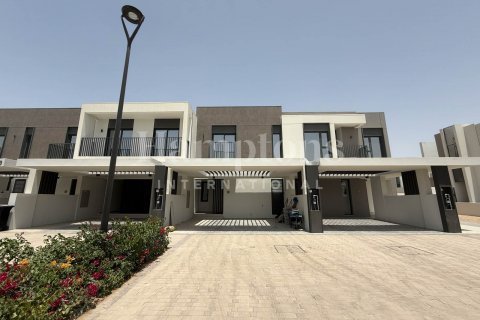 Vila v Dubai South (Dubai World Central), SAE 3 ložnice, 144.27835900 m² Č.: 585072 - fotografie 15