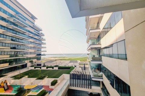 Byt na Yas Island, Abu Dhabi, SAE 2 ložnice, 152 m² Č.: 615480 - fotografie 1