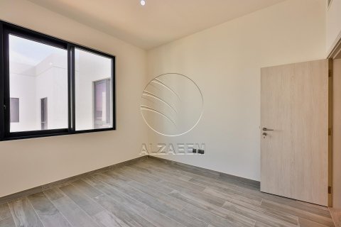 Vila na Yas Island, Abu Dhabi, SAE 4 ložnice, 227 m² Č.: 615483 - fotografie 15