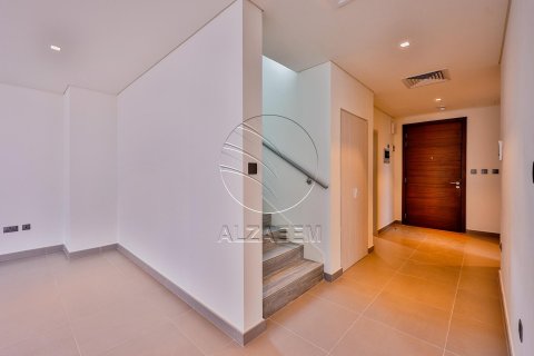 Vila na Yas Island, Abu Dhabi, SAE 4 ložnice, 227 m² Č.: 615483 - fotografie 5