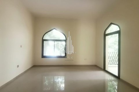 Byt v Al Khalidiya, Abu Dhabi, SAE 4 ložnice, 260.1 m² Č.: 572777 - fotografie 12