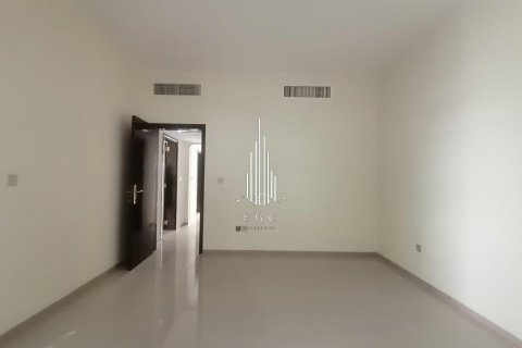 Byt v Al Khalidiya, Abu Dhabi, SAE 4 ložnice, 260.1 m² Č.: 572777 - fotografie 14