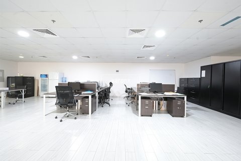 משרד למכירה ב Jumeirah Lake Towers, Dubai, איחוד האמירויות  193.9 מ"ר, מספר 576209 - תמונה 4