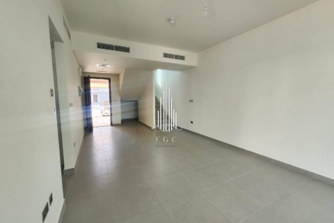 Townhouse on the Yas Island, Abu Dhabi, UAE 3 bedrooms, 166.4 sq.m. № 576284 - photo 9