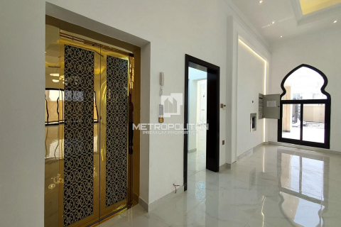 Vila v Dubai Land, SAE 7 ložnice, 725 m² Č.: 592275 - fotografie 17