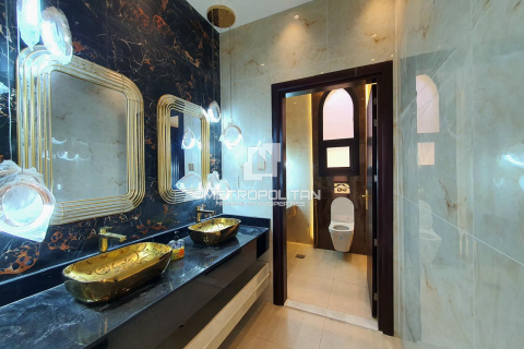 Vila v Dubai Land, SAE 7 ložnice, 725 m² Č.: 592275 - fotografie 13