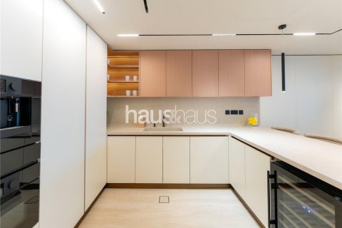 Penthouse in Palm Jumeirah, Dubai, UAE 4 bedrooms, 593 sq.m. № 625233 - photo 9