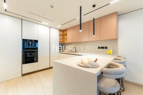 Penthouse in Palm Jumeirah, Dubai, UAE 4 bedrooms, 593 sq.m. № 625233 - photo 6
