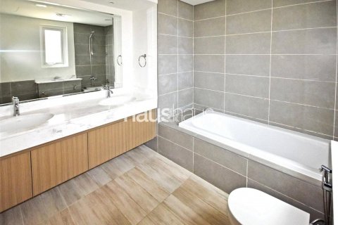 Townhouse sa Dubai Land, Dubai, UAE 4 silid-tulugan, 209 sq.m. № 625236 - larawan 15