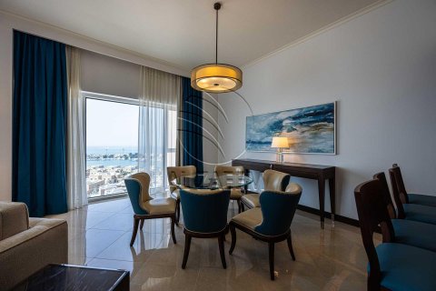 Apartment in The Marina, Abu Dhabi, UAE 2 bedrooms, 141 sq.m. № 615664 - photo 2
