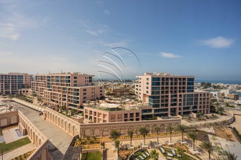 Apartment in The Marina, Abu Dhabi, UAE 2 bedrooms, 141 sq.m. № 615664 - photo 1