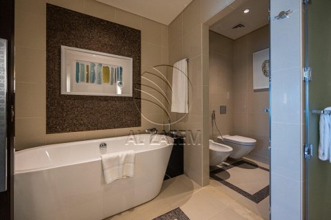 Apartment in The Marina, Abu Dhabi, UAE 2 bedrooms, 141 sq.m. № 615664 - photo 20