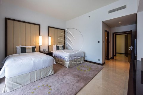 Apartment in The Marina, Abu Dhabi, UAE 2 bedrooms, 141 sq.m. № 615664 - photo 10