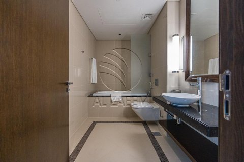 Apartment in The Marina, Abu Dhabi, UAE 2 bedrooms, 141 sq.m. № 615664 - photo 12