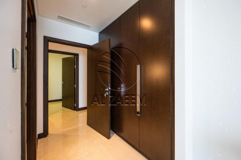 Apartment in The Marina, Abu Dhabi, UAE 2 bedrooms, 141 sq.m. № 615664 - photo 17