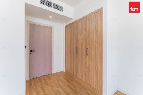 Таунхаус Дубай, БАӘ-да 2 жатын бөлмелер, 94.9 м² № 622691 - фото 22