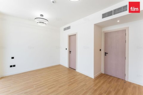 Таунхаус Дубай, БАӘ-да 2 жатын бөлмелер, 94.9 м² № 622691 - фото 7