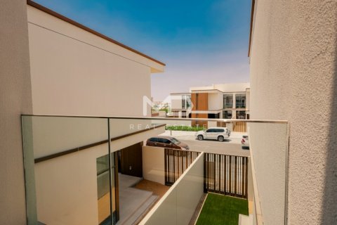 Shtëpi në qytet në Abu Dhabi, Emiratet e Bashkuara Arabe 3 dhoma gjumi, 227 m2. № 555163 - Foto 41